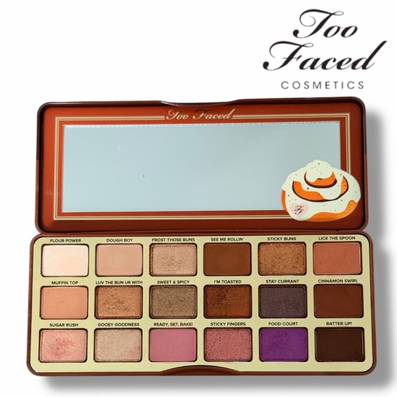 Too Faced Three Eyeshadow Collection - Peach, Gingerbread, Cinnamon - Picture 3 of 15